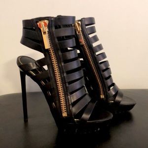 Sexy, Kick-Ass, Strappy High Heels!